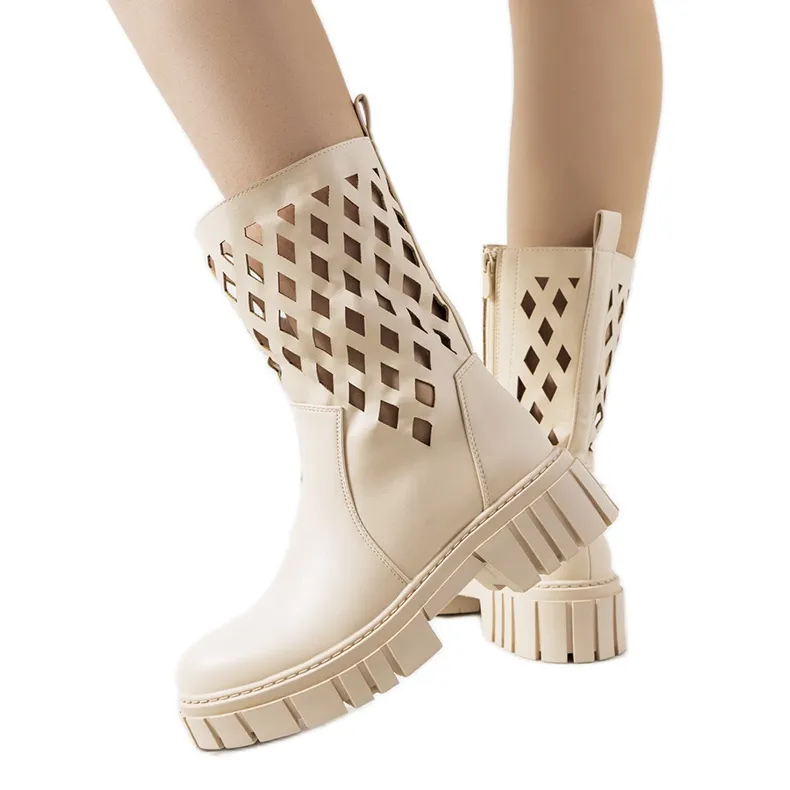 Cream Dinah boots beige