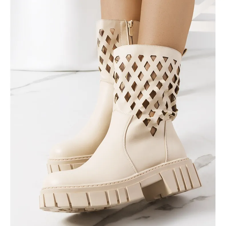 Cream Dinah boots beige