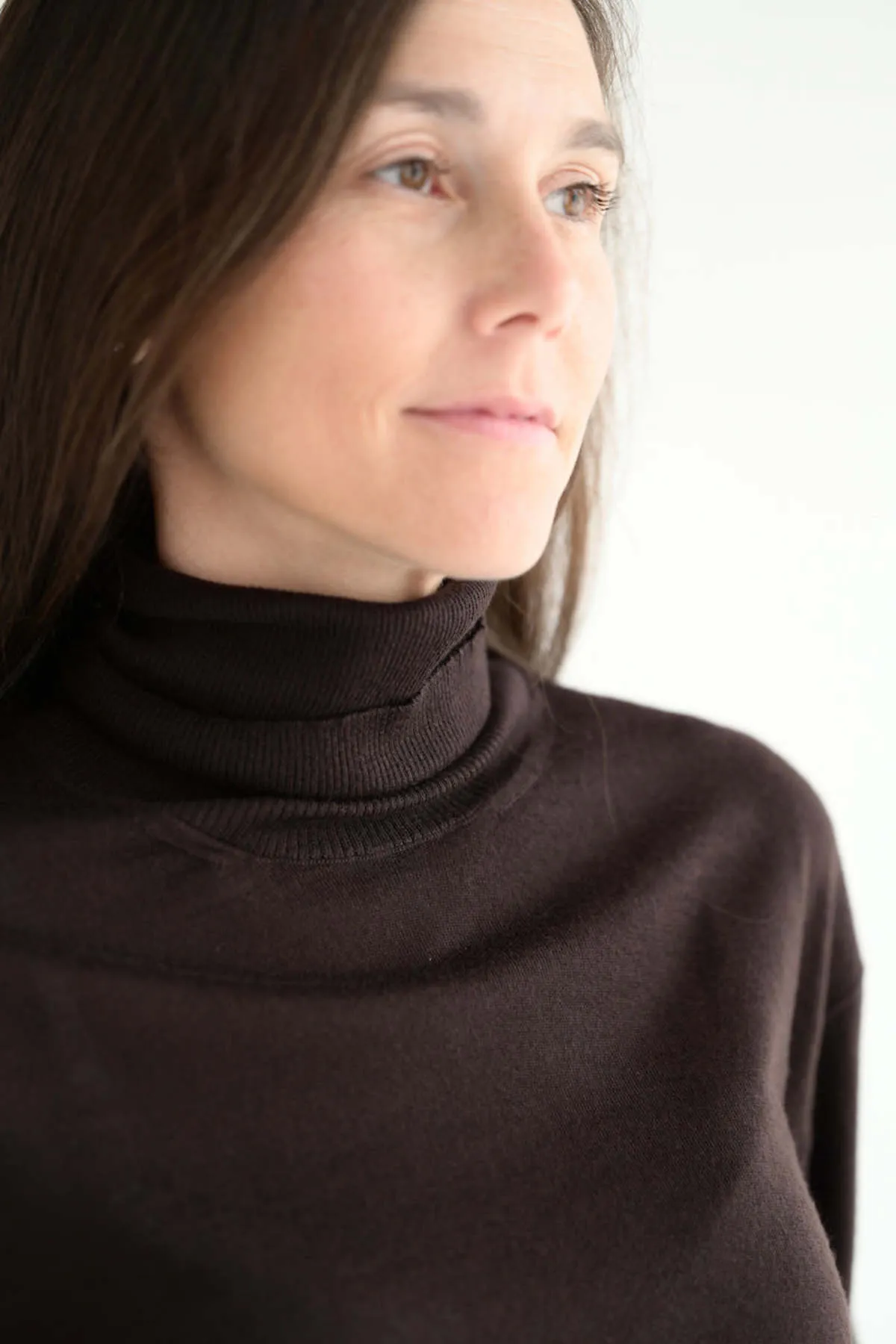 La Base Turtleneck - Brown