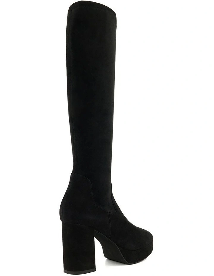 Sassy Boots in Black