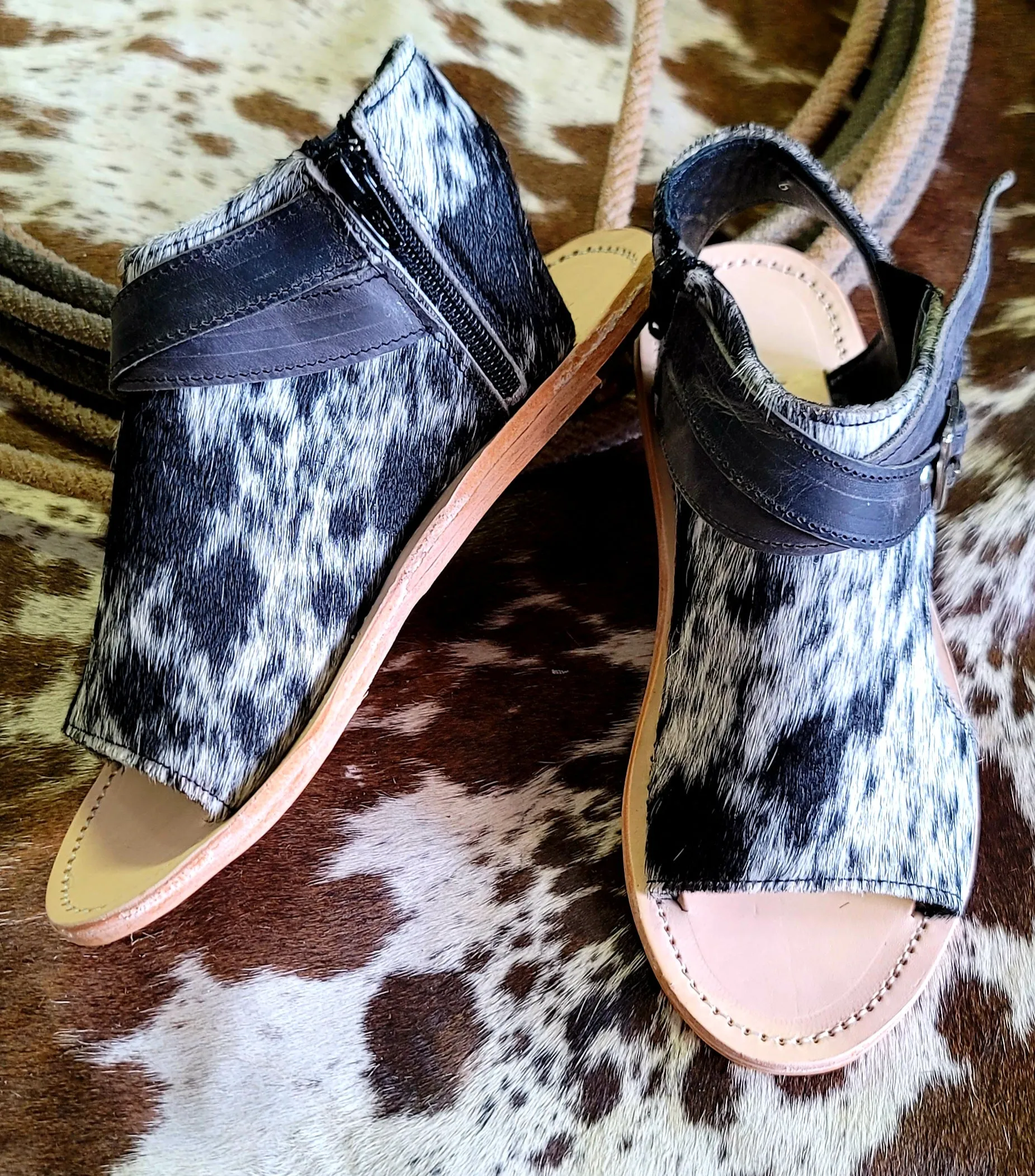 The Amber Salt & Pepper Black Cowhide Sandals