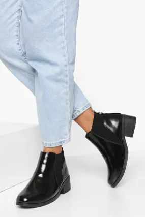 Wide Width Back Detail Chelsea Boot